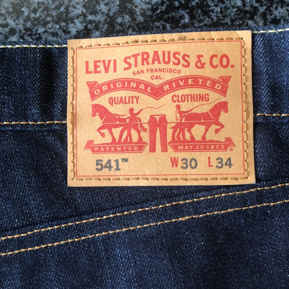 Levi’s Jeans - Picture 2 of 2